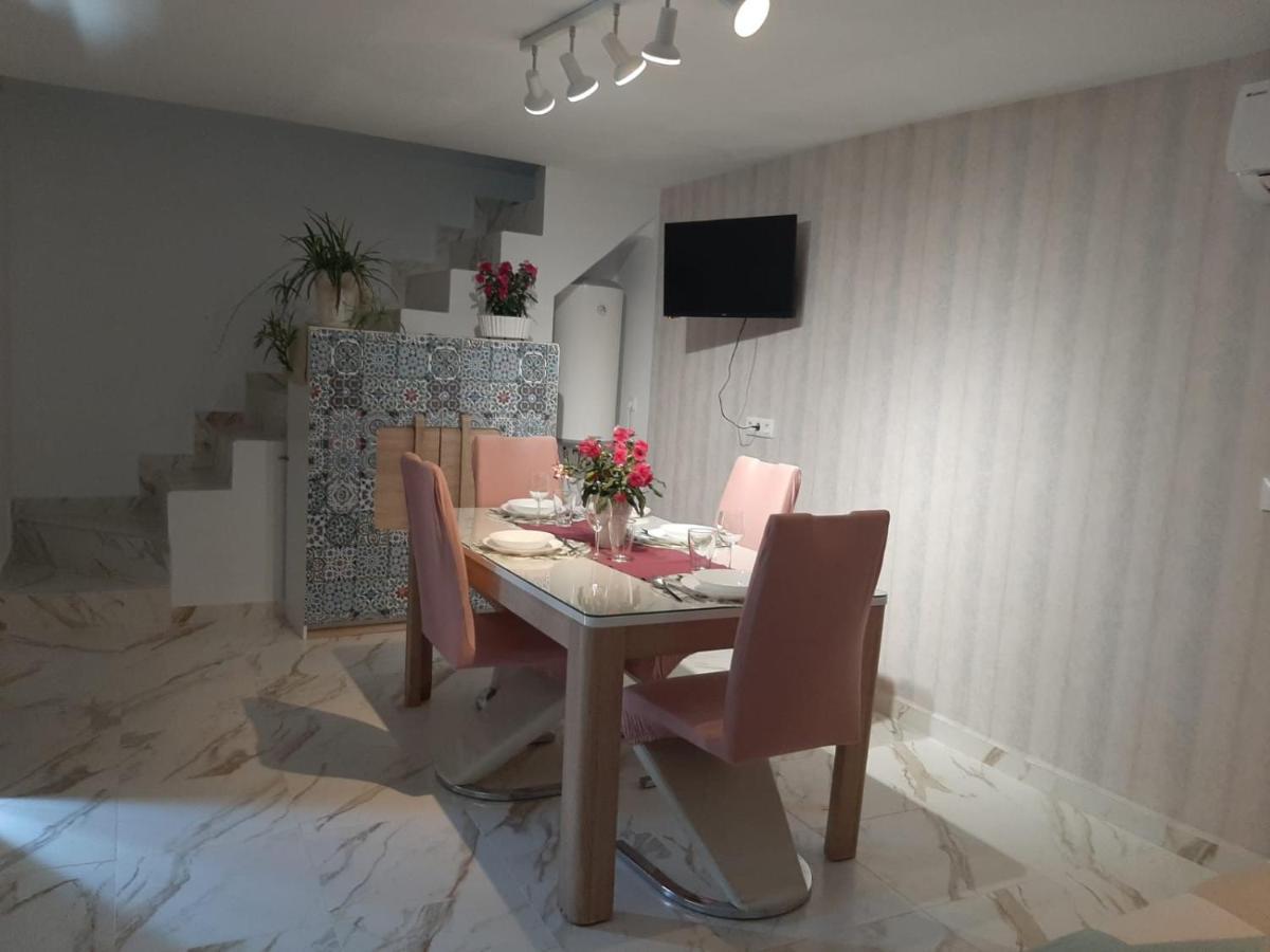 Sweet Home Martos Ngoại thất bức ảnh