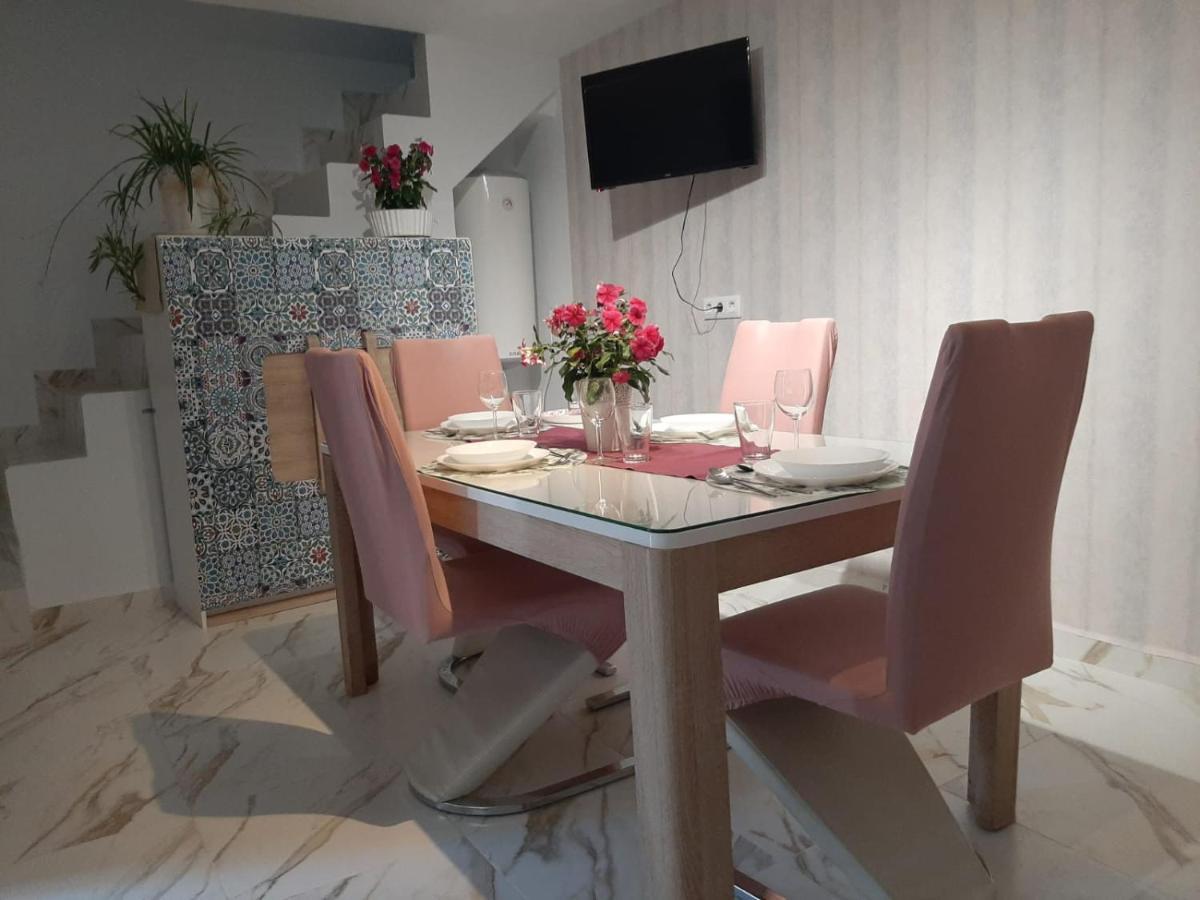 Sweet Home Martos Ngoại thất bức ảnh